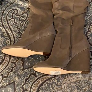 🚫SOLD🚫 Steve Madden Suede Boots